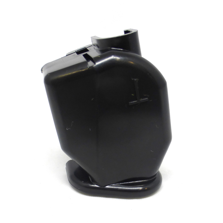 Cover in the group at Gräsklipparbutiken (5067442-01)