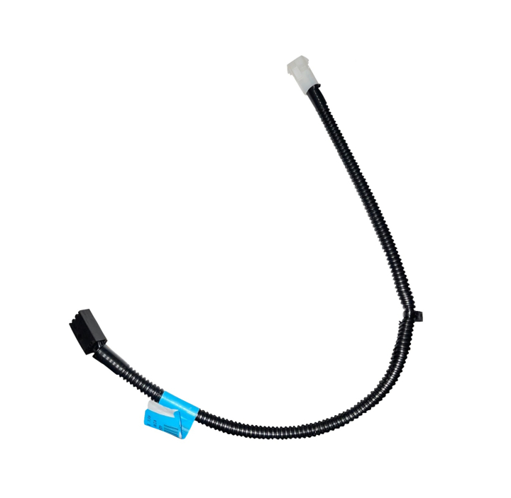 Cable in the group  at Gräsklipparbutiken (5324044-54)
