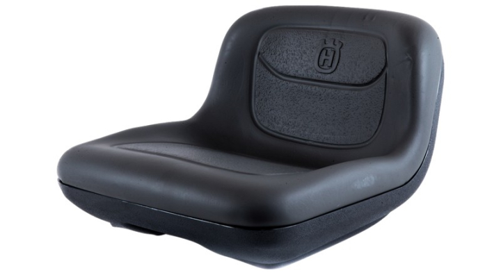 SEAT in the group at Gräsklipparbutiken (5324398-19)