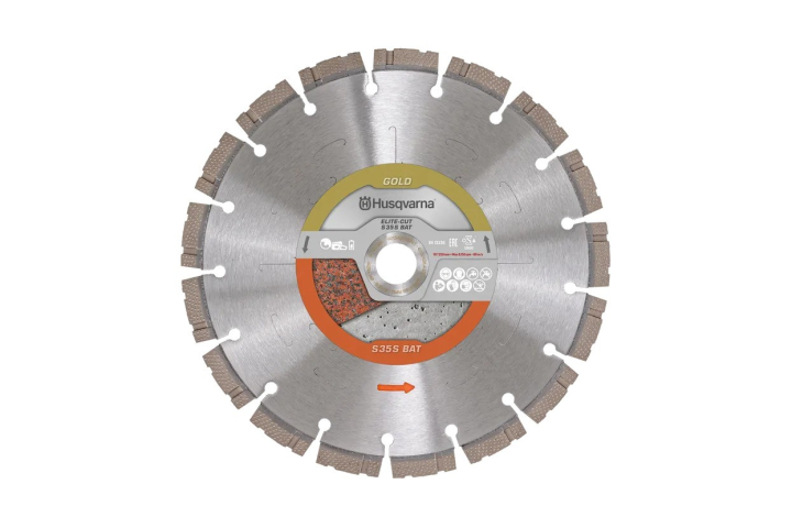  in the group  at Gräsklipparbutiken (5365885-01)