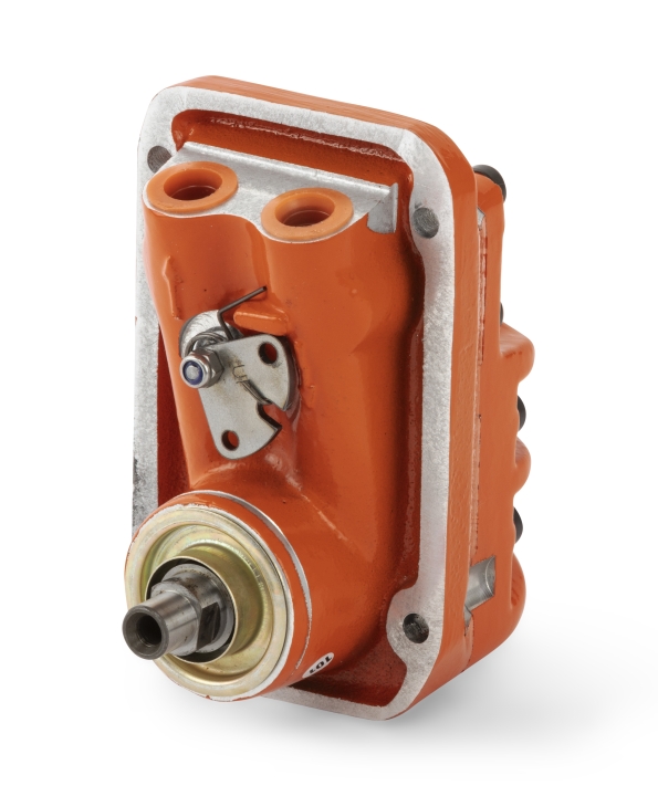 Hydraulic motor in the group at Gräsklipparbutiken (5448866-10)