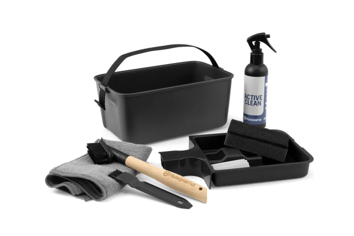 Husqvarna Maintenance and Cleaning Set for Robotic Lawnmowers in the group Robotic Lawn Mowers / Accessories robotic lawn mower at Gräsklipparbutiken (5477849-01)