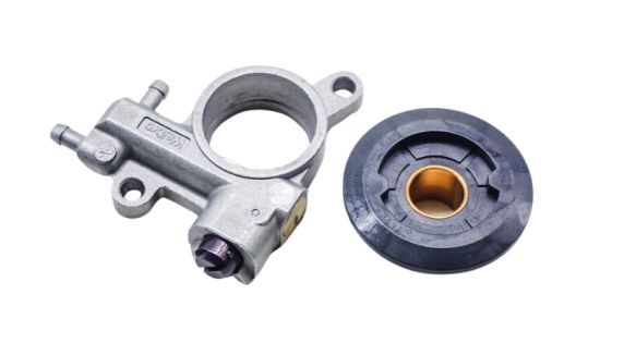 Oil Pump Assy 5878734-01 in the group at Gräsklipparbutiken (5878734-01)