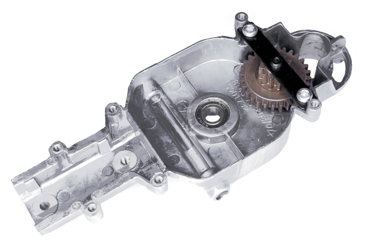 Gear in the group at Gräsklipparbutiken (5901694-01)