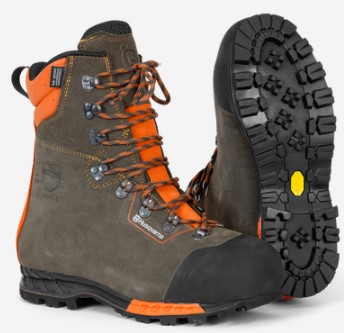 Saw protection boots Husqvarna Functional 24, 43 in the group Forest and Garden Products / Husqvarna Protective clothing/equipment / Protective Boots at Gräsklipparbutiken (5976593-43)