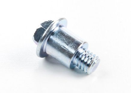 Screw in the group  at Gräsklipparbutiken (691696)