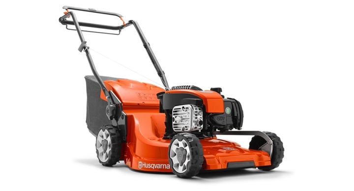 Husqvarna LC 247SP Lawn Mower in the group  at Gräsklipparbutiken (9673454-01)