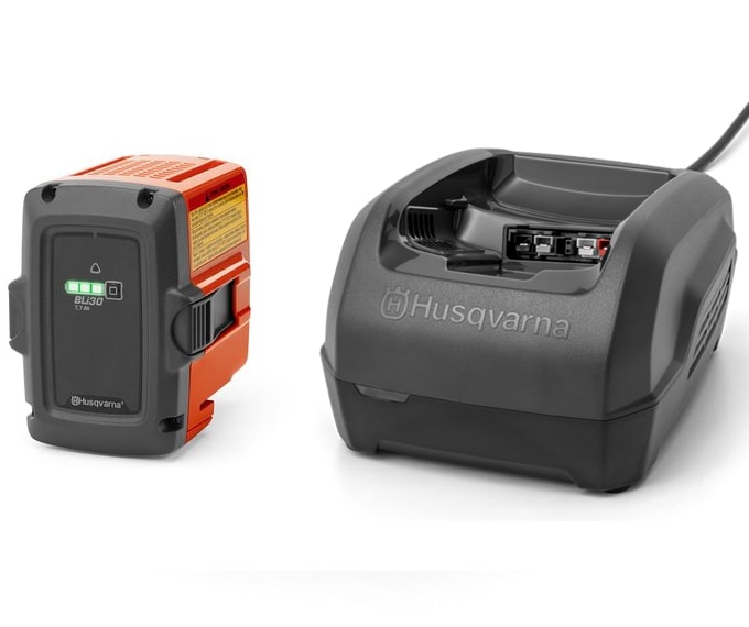Husqvarna Battery & charger kit BLi30 & QC250 in the group Forest and Garden Products / Husqvarna Battery operated power tools / Accessories Battery machines at Gräsklipparbutiken (9679377)