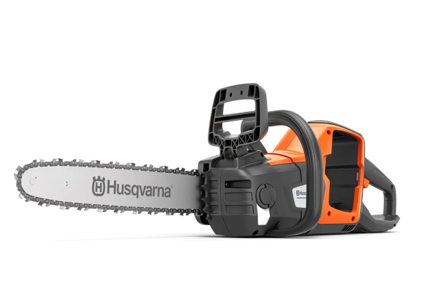 Husqvarna 230i battery chainsaw without battery and charger