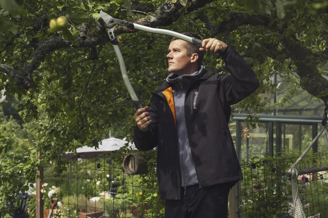 Husqvarna pruning shear