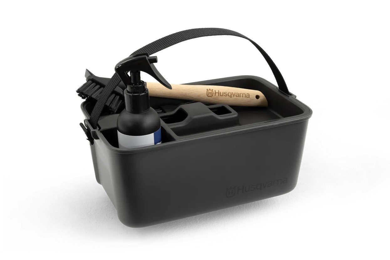 Husqvarna Maintenance and Cleaning Set for Robotic Lawnmowers