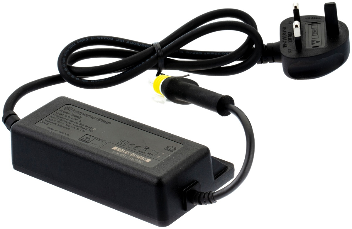 Charger P0 Uk Plug