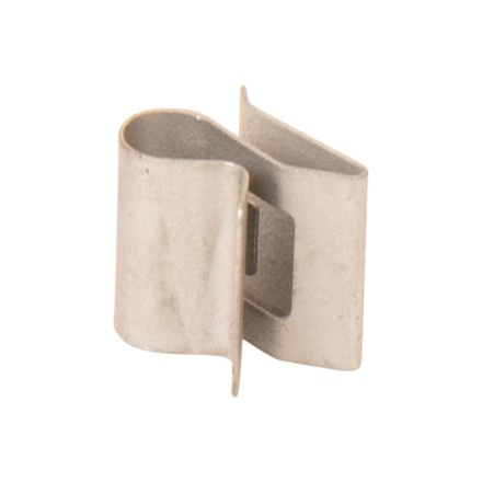 Clip body connection