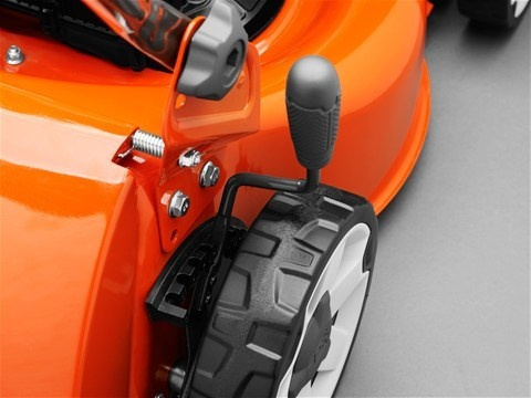 Husqvarna LC 141Li - incl battery & charger