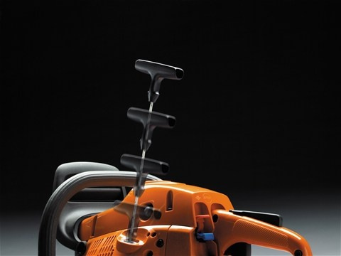 Husqvarna 435 E-Series Chainsaw