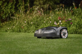 Husqvarna Automower® 415X Robotic Lawn Mower Husqvarna Automower® 415X Robotic Lawn Mower