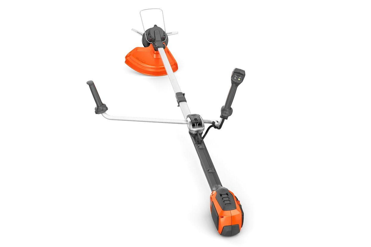 Husqvarna 220iR Battery Brushcutter incl battery & charger